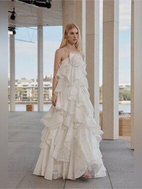 AJE MERRITT EMBROIDERED GOWN Dress Original Price $1099 USD size AU8/US 4